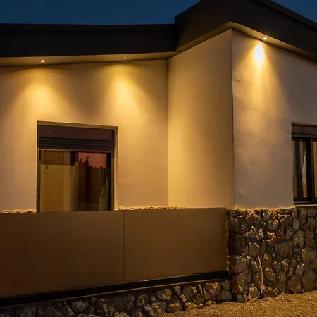 Villa Maria - Christina House Soroni